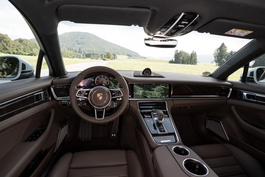 Торпедо Porsche Panamera 4S Diesel 2016 года  (WW) (фото 10 из 33)